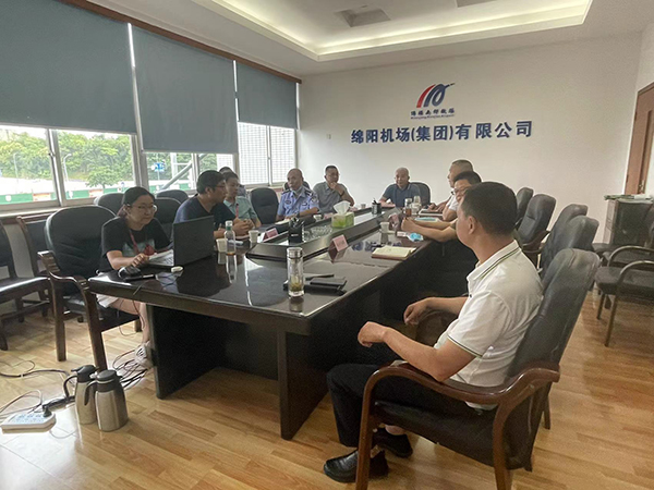 1655952307420936.jpeg 綿陽機(jī)場加快推進(jìn)T2航站樓及周邊標(biāo)識標(biāo)牌工作.jpeg